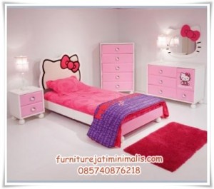 Set Tempat Tidur Anak Hello Kitty