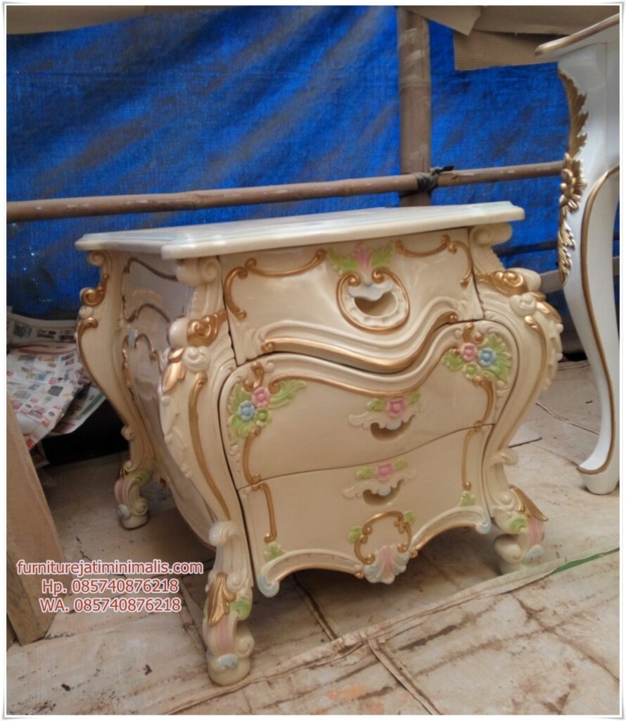 finishing warna kayu mahoni, warna kayu mahoni, finishing kayu mahoni